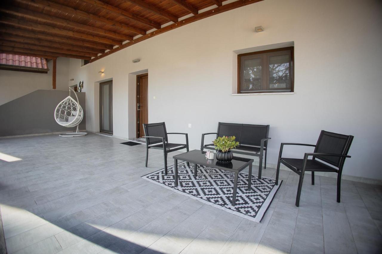 Countryside Luxury Studios Káto Lekhónia Esterno foto