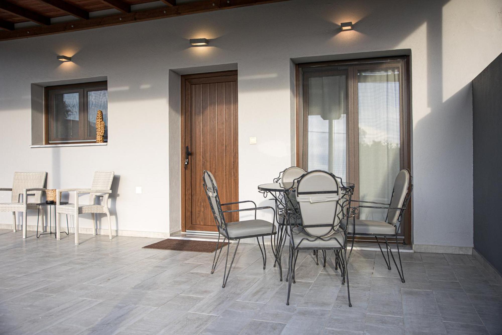 Countryside Luxury Studios Káto Lekhónia Esterno foto